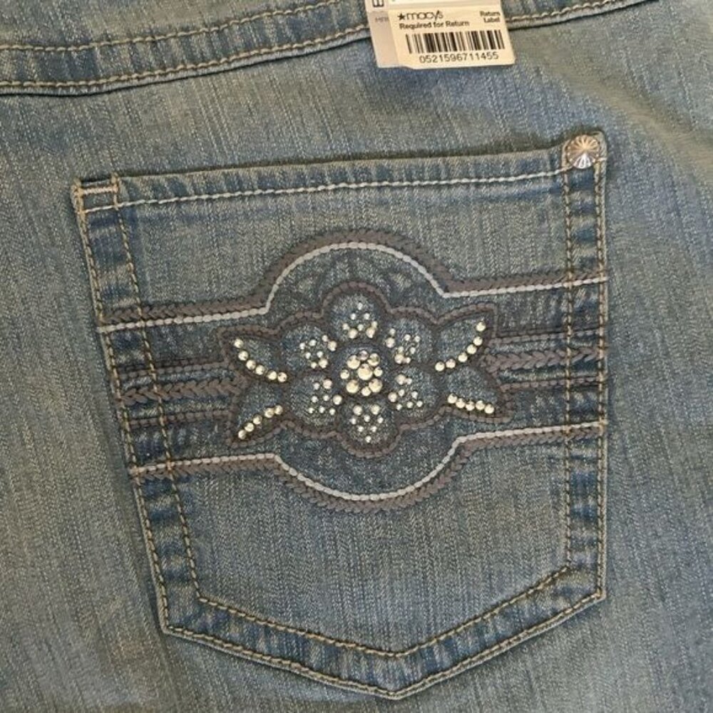 BandolinoBlu Sz 10 Stretch Cropped Denim Capri Jeans - Picture 12 of 16